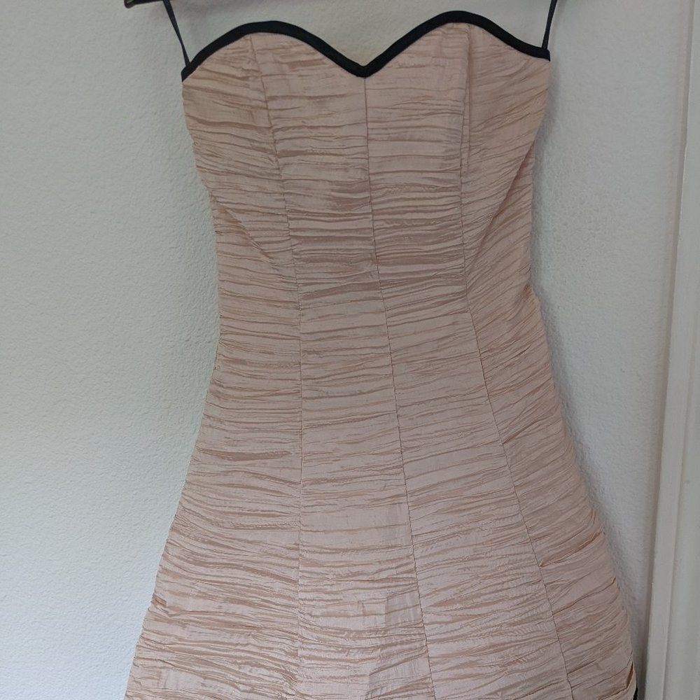 Strapless dress